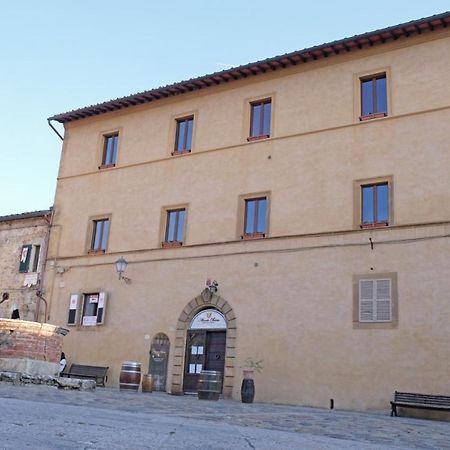 Rooms And Wine Al Castello 몬테리지오니 외부 사진