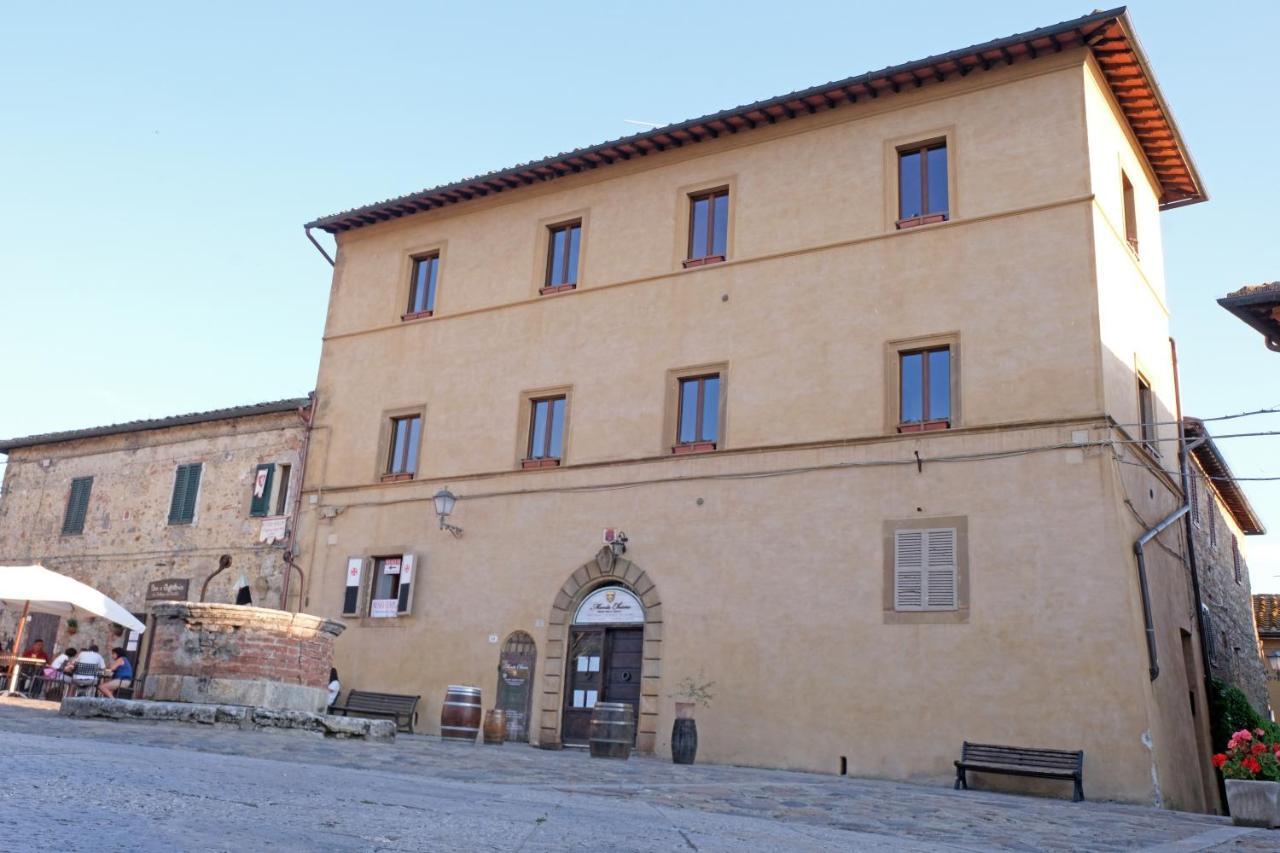 Rooms And Wine Al Castello 몬테리지오니 외부 사진