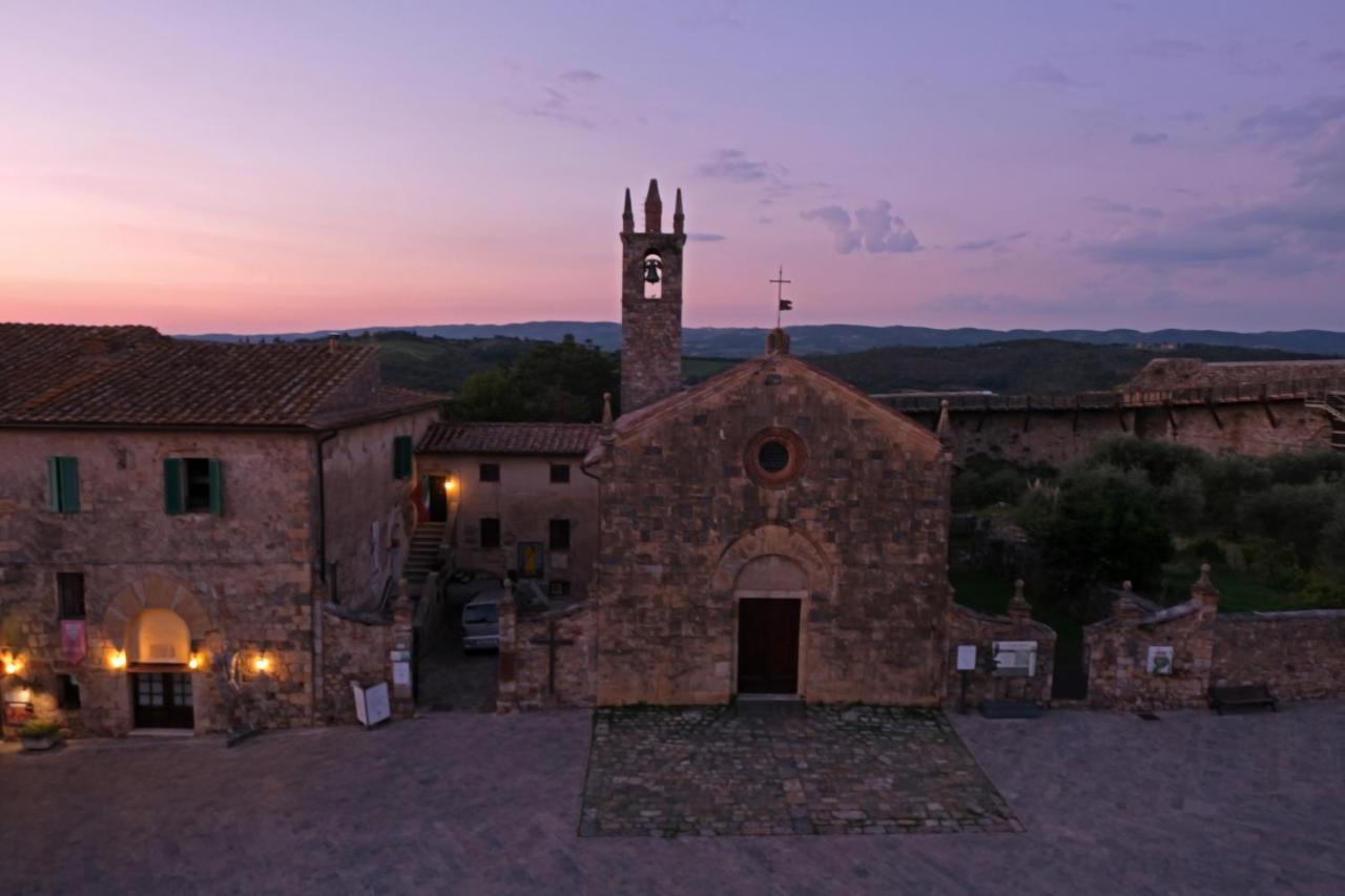 Rooms And Wine Al Castello 몬테리지오니 외부 사진