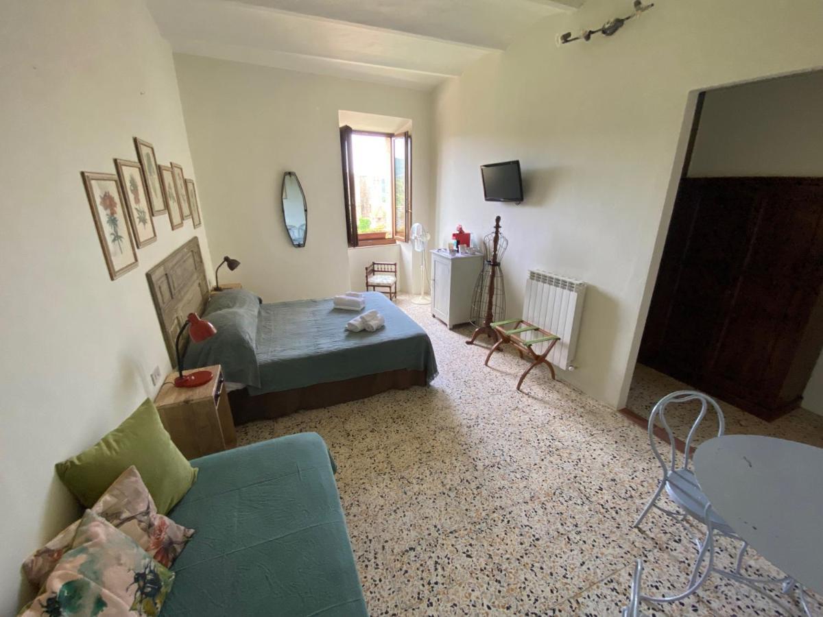 Rooms And Wine Al Castello 몬테리지오니 외부 사진