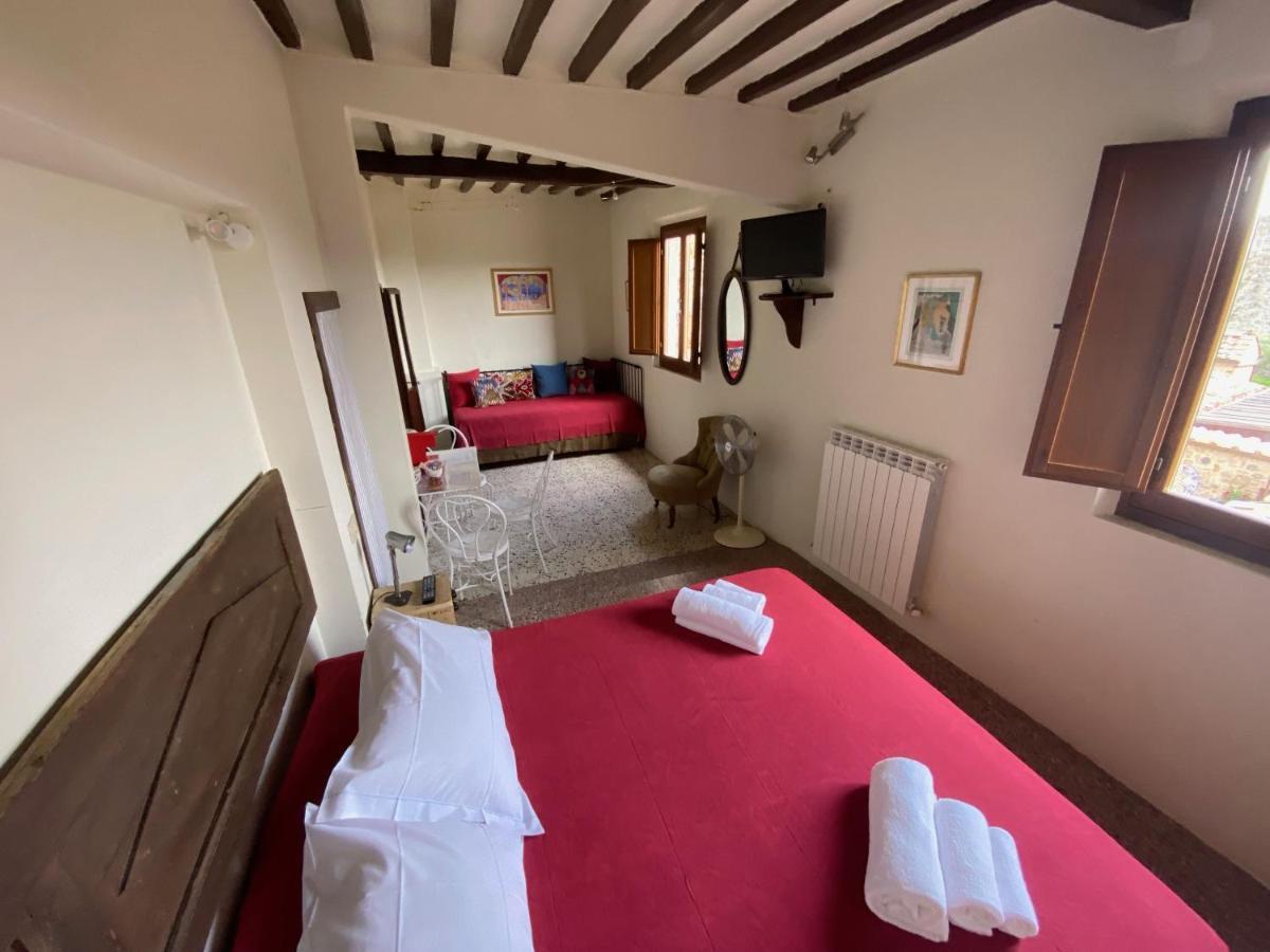 Rooms And Wine Al Castello 몬테리지오니 외부 사진