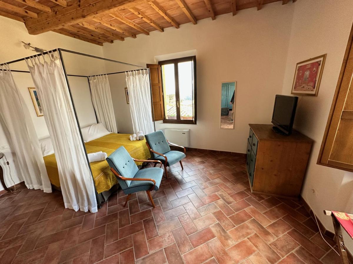 Rooms And Wine Al Castello 몬테리지오니 외부 사진